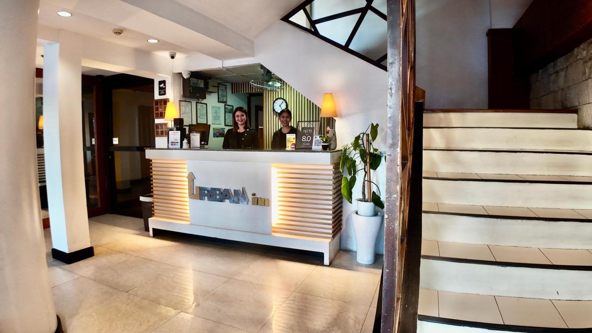 Urban Inn Iloilo Esterno foto