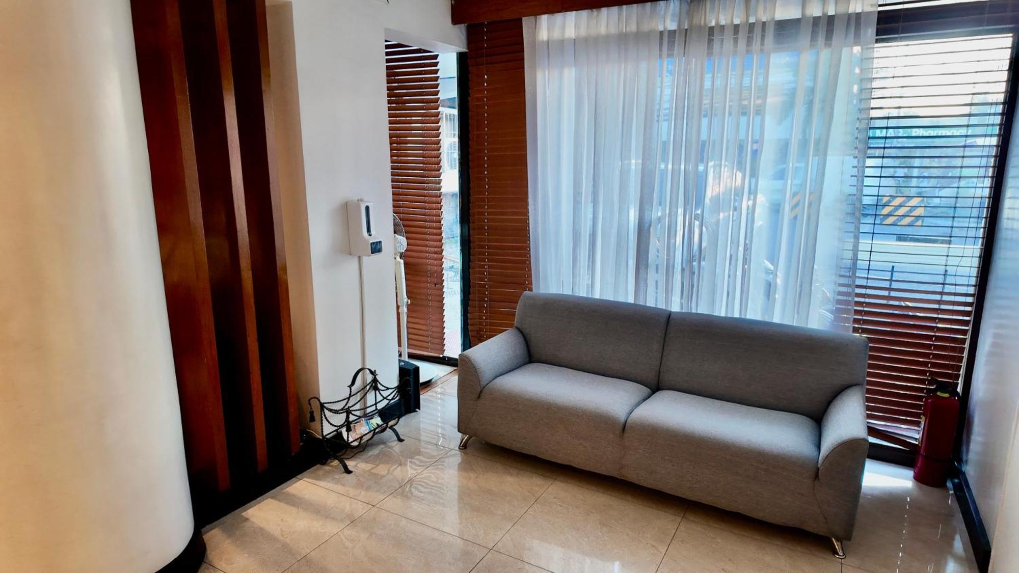 Urban Inn Iloilo Esterno foto